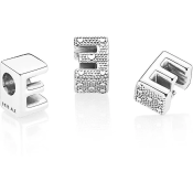 Charm Pandora Moments