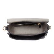 Tommy Hilfiger Signature