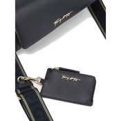 Tommy Hilfiger Signature