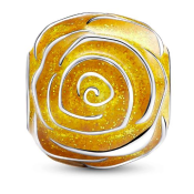 Korálek Pandora Moments