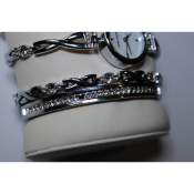 Anne Klein Second Hand