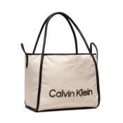 Calvin Klein Calvin Resort