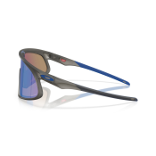 Oakley Rslv