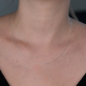 Lanț din argint, design delicat