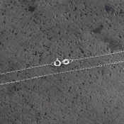 Catena d'argento, design delicato