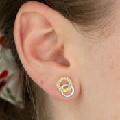 Orecchini pendenti, design circolare