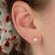 Orecchini pendenti in argento con perla