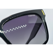 Polaroid Second Hand