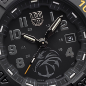 Luminox