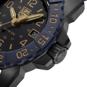 Luminox
