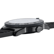 Luminox