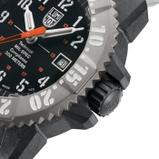 Luminox