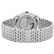 Bulova Commodore