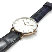 Daniel Wellington Classic Reading
