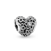 Charm Pandora Moments