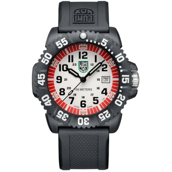 Luminox