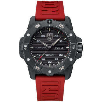 Luminox Master Carbon