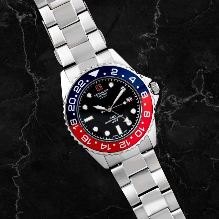 Swiss Alpine Military Diver