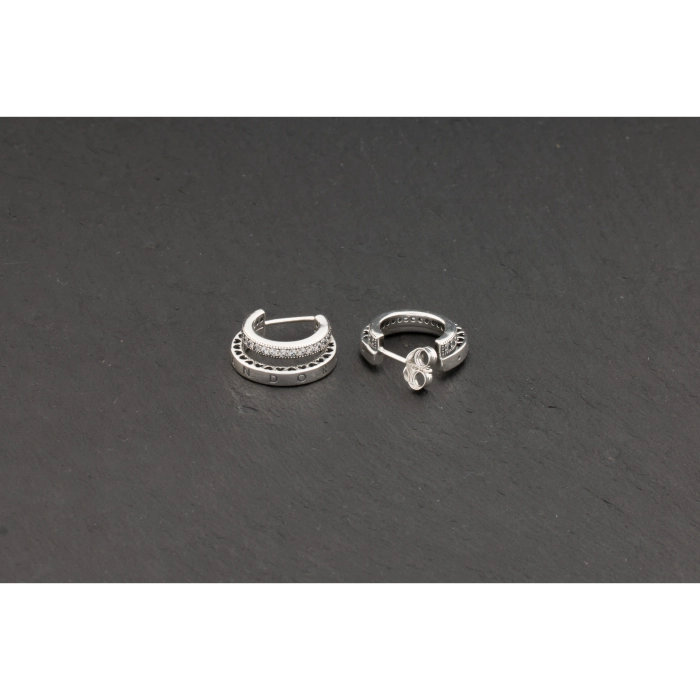 Náušnice Pandora Signature