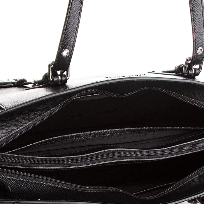 Michael Kors Voyager