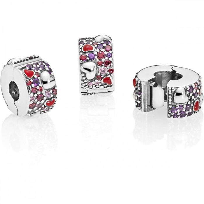 Clip Pandora Moments