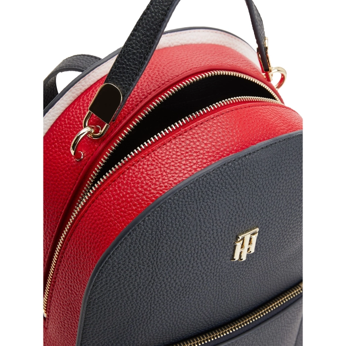 Tommy Hilfiger Signature