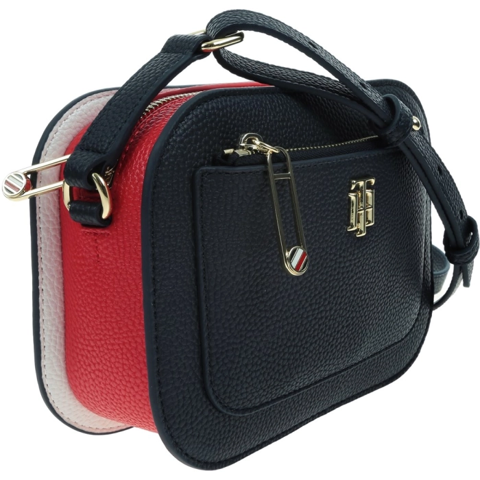 Tommy Hilfiger Pebble Grain Signature