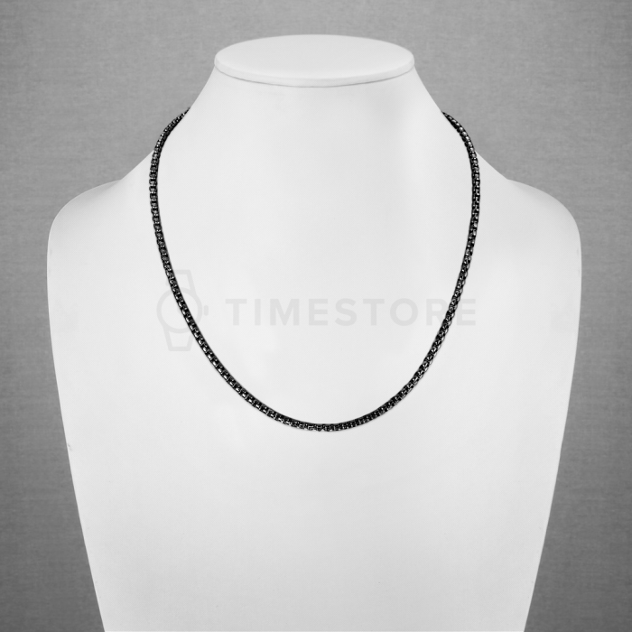 Řetízek z chirurgické oceli se čtvercovým vzorem a zapínáním na karabinku