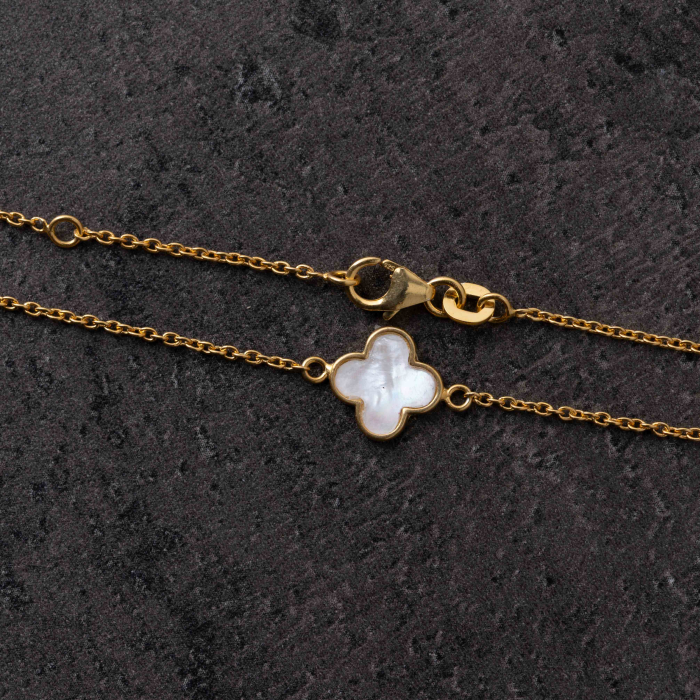 Colier auriu cu pandantiv