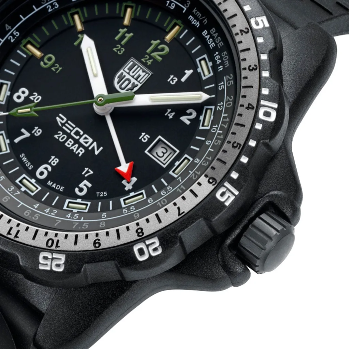 Luminox