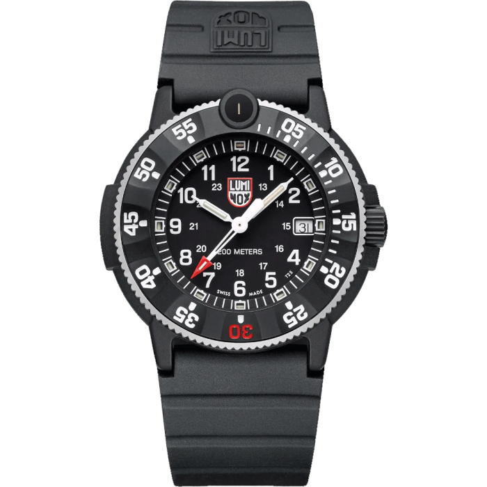 Luminox