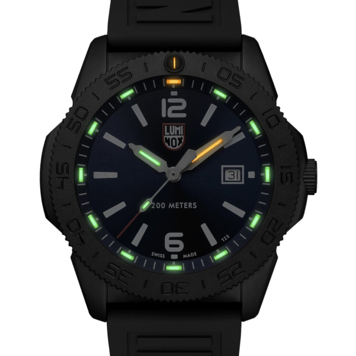 Luminox