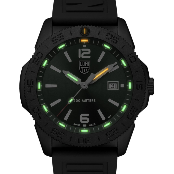 Luminox