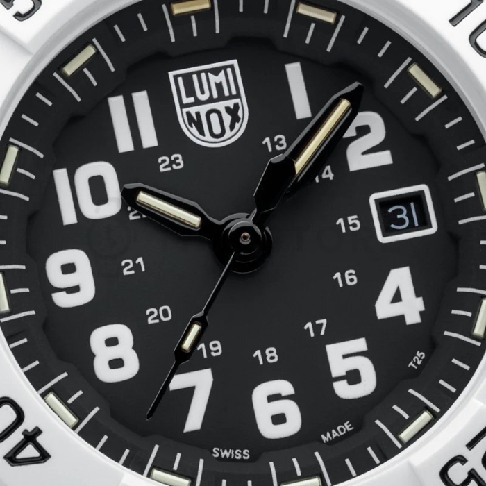 Luminox