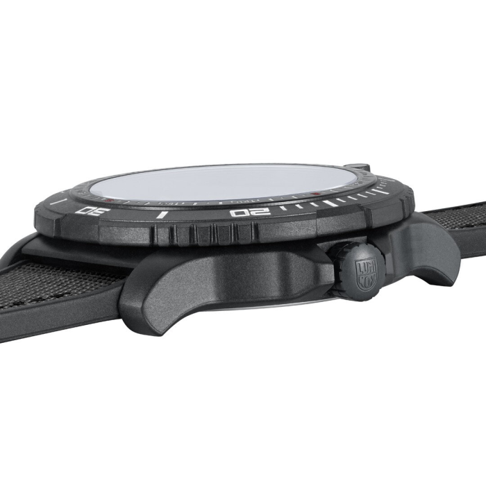 Luminox