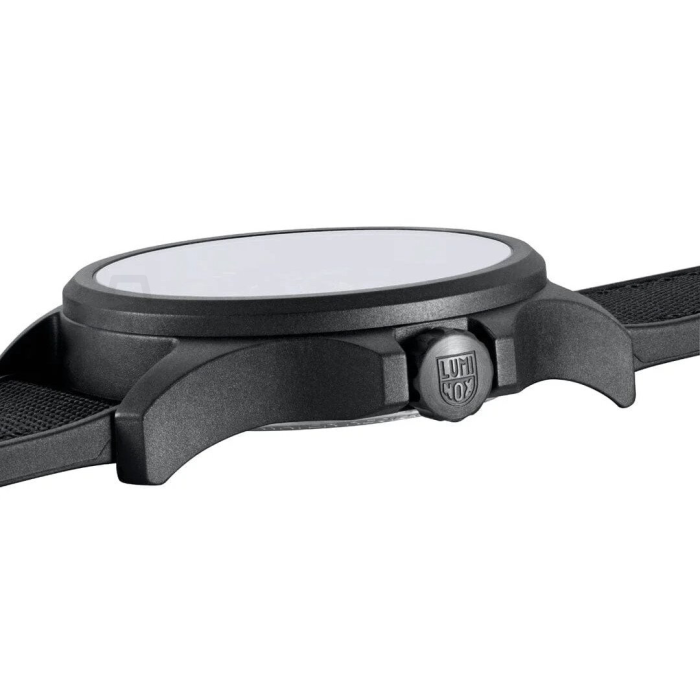 Luminox