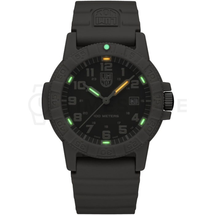 Luminox