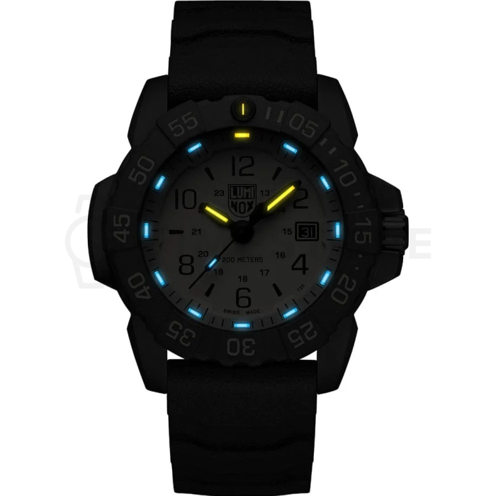 Luminox