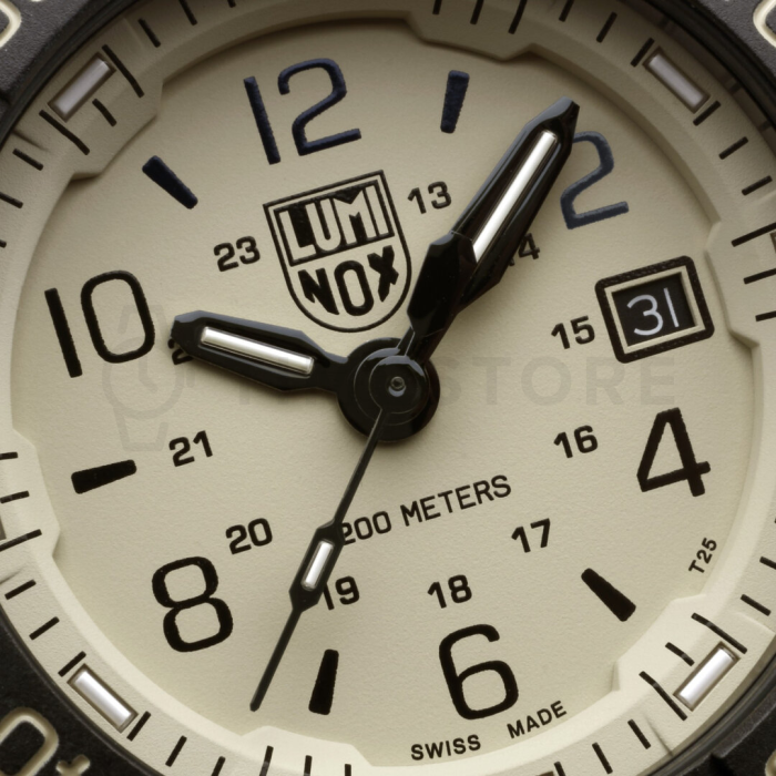 Luminox