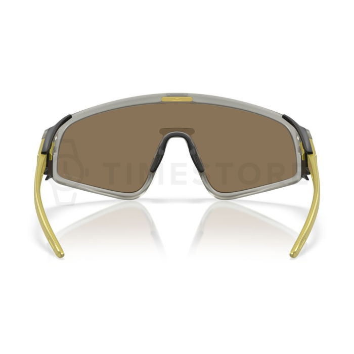 Oakley Latch