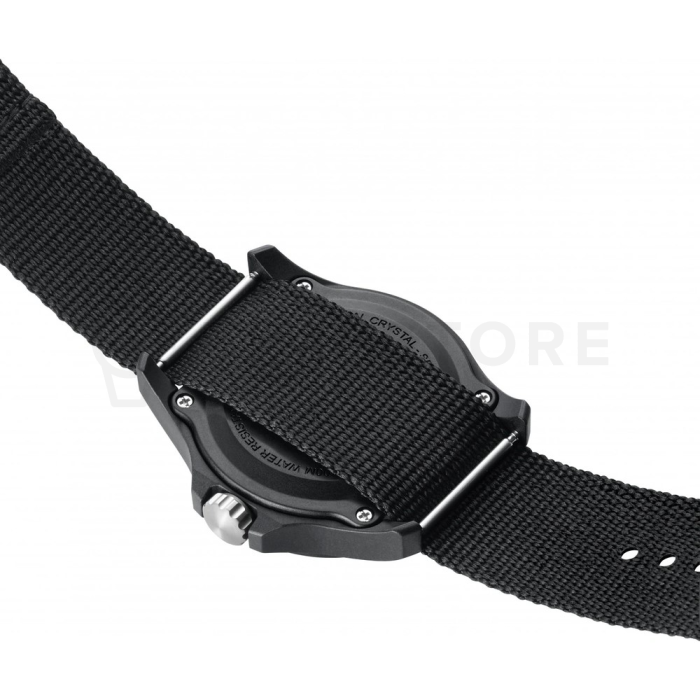 Luminox Land