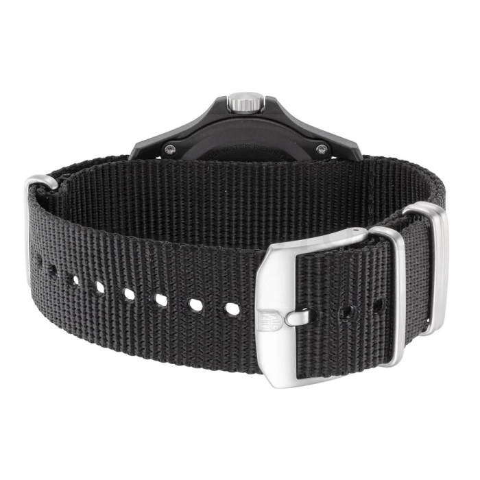 Luminox Land