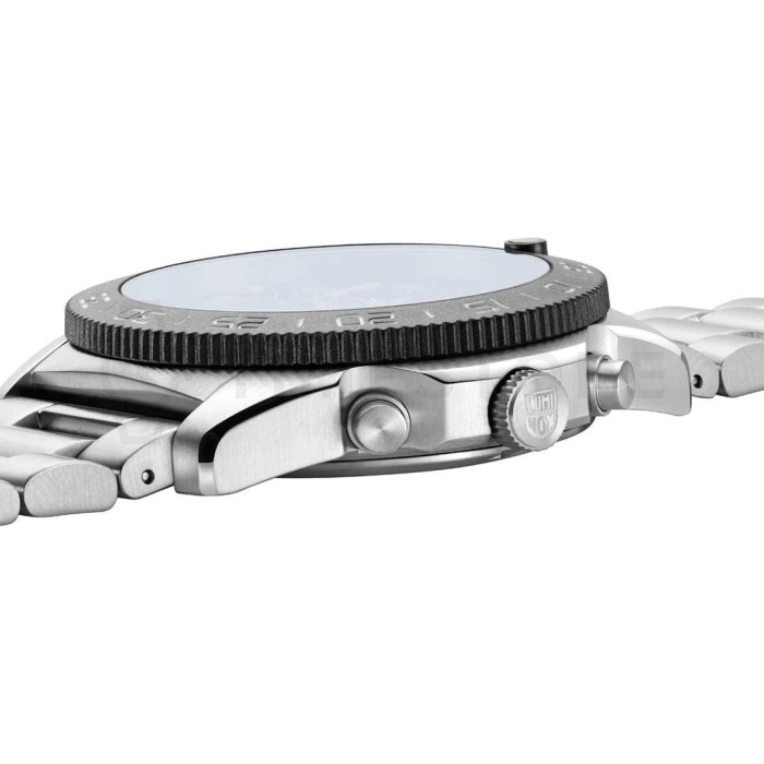 Luminox
