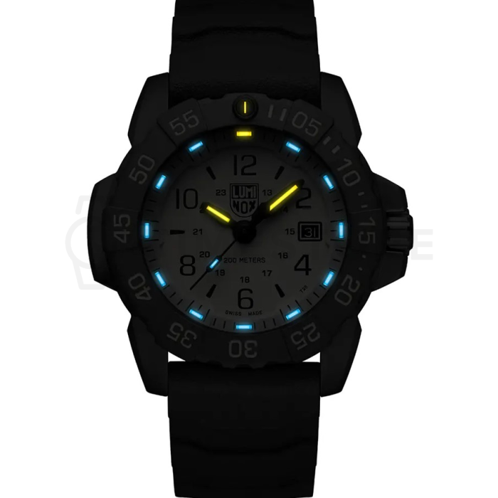 Luminox