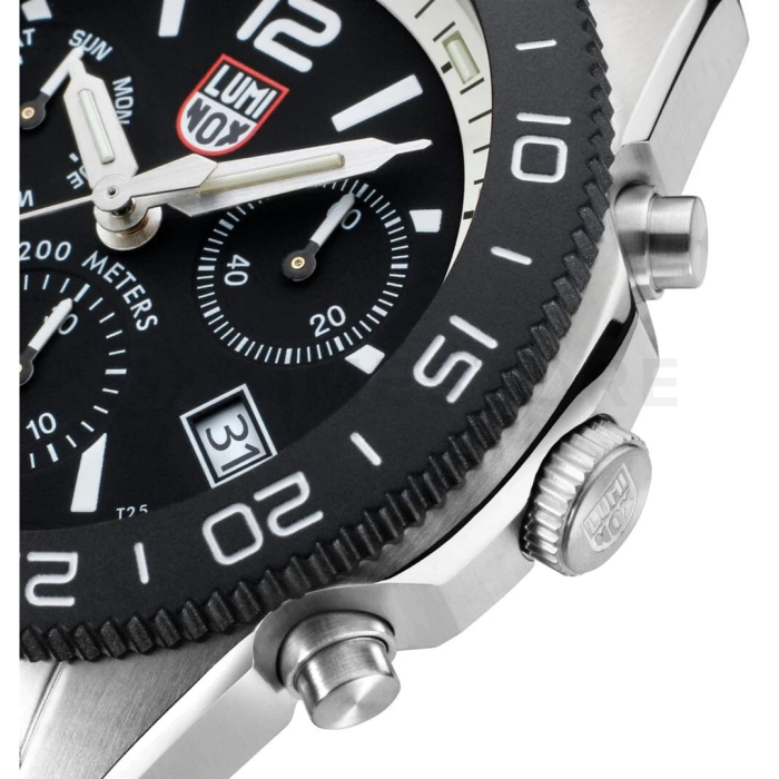 Luminox