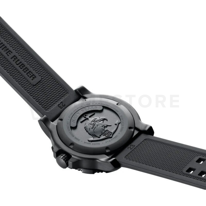 Luminox