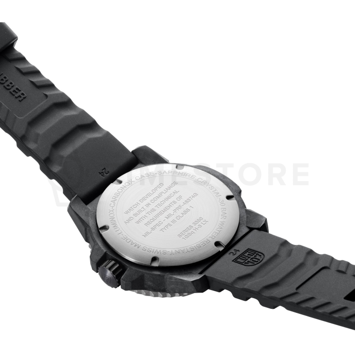 Luminox