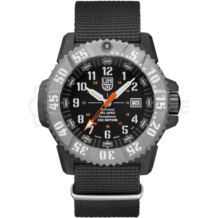 Luminox