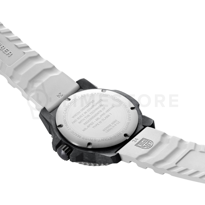 Luminox