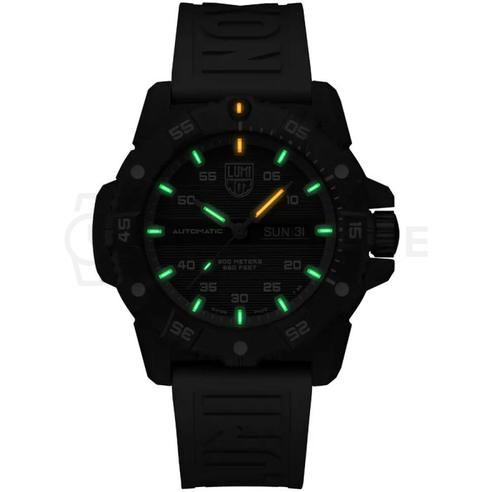 Luminox Master Carbon
